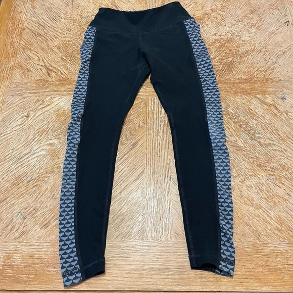 Vineyard Vines Performance Ankle Crop Side Whale Tail Leggings Size XXS - Picture 3 of 7